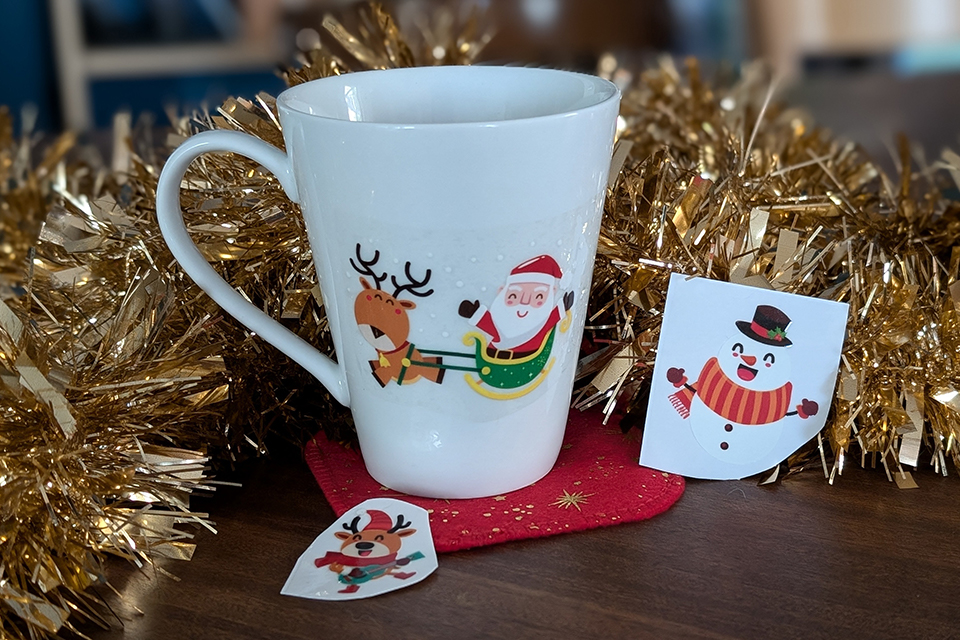 tasse noel colors of tea 2024